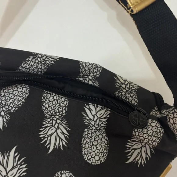 Pineapple Print Black and Gold Women's Belt Bag - Picture 4 of 7